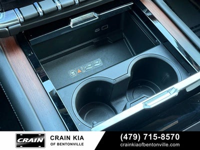 2026 GMC Yukon Denali - 4WD / PANORAMIC SUNROOF / CLEAN CARFAX