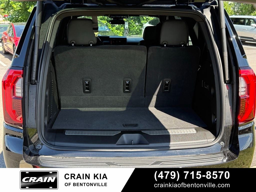 2026 GMC Yukon Denali - 4WD / PANORAMIC SUNROOF / CLEAN CARFAX