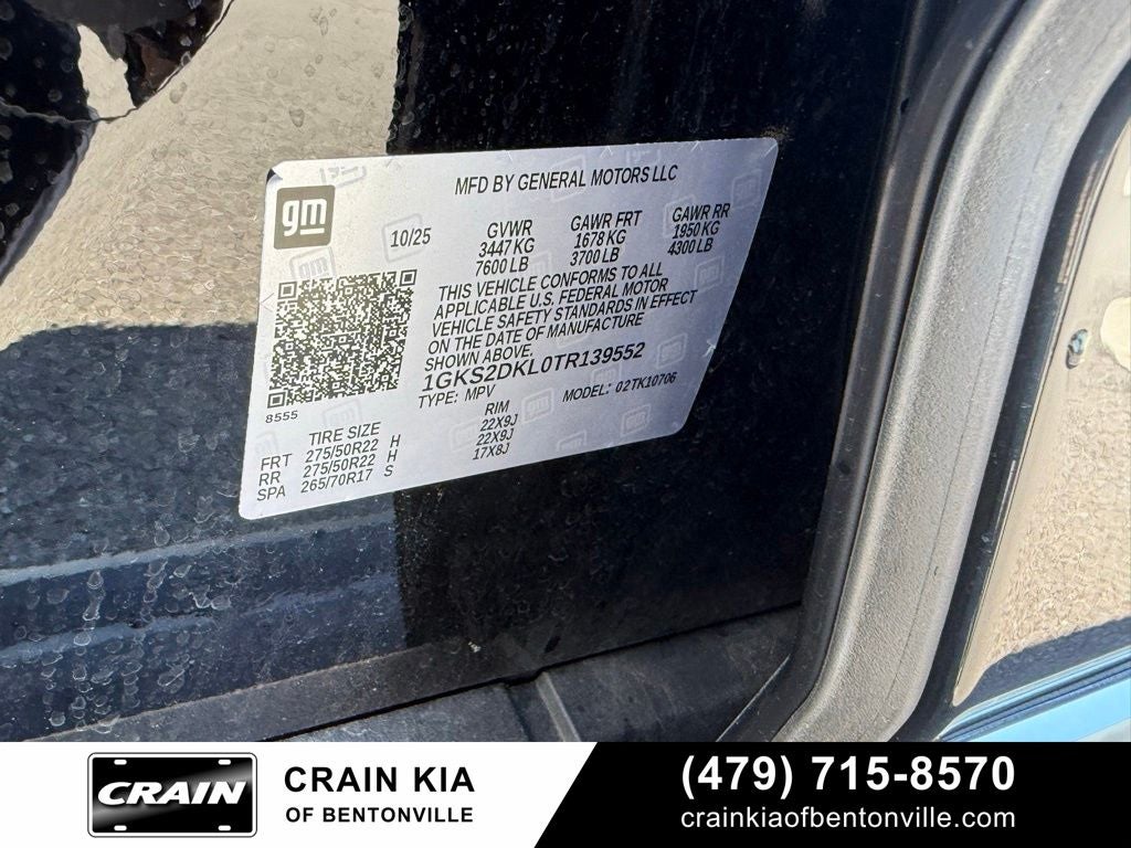 2026 GMC Yukon Denali - 4WD / PANORAMIC SUNROOF / CLEAN CARFAX