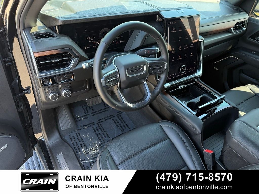 2026 GMC Yukon Denali - 4WD / PANORAMIC SUNROOF / CLEAN CARFAX