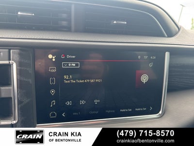 2022 GMC Yukon XL Denali - 4WD / CLEAN CARFAX