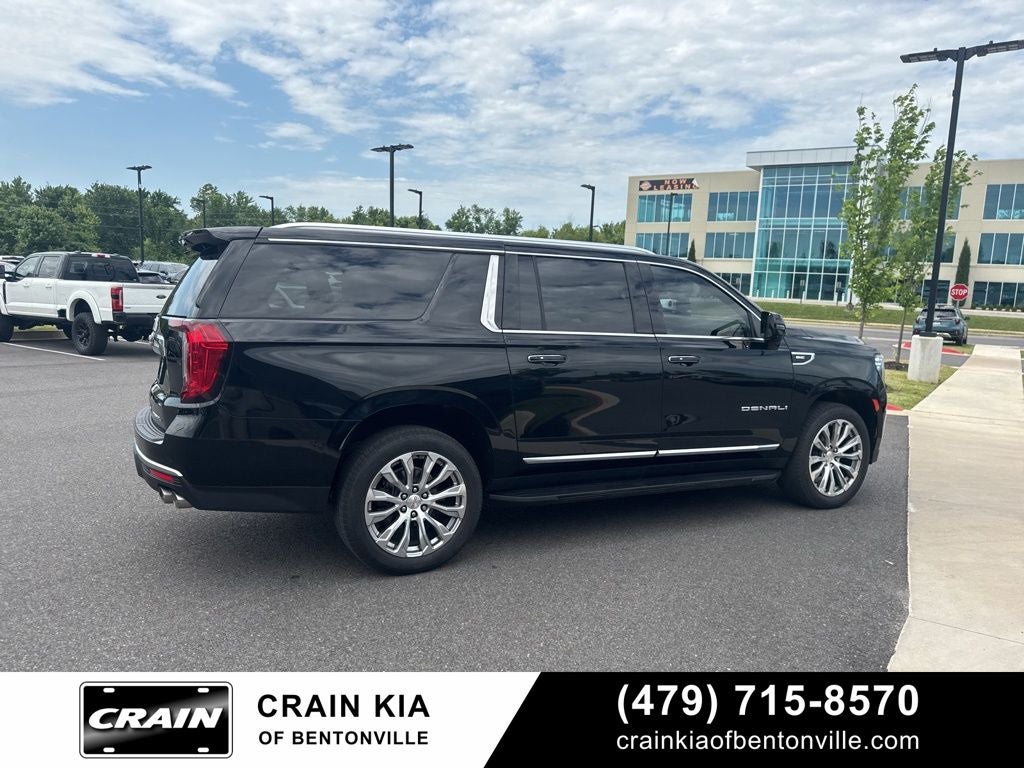 2022 GMC Yukon XL Denali - 4WD / CLEAN CARFAX