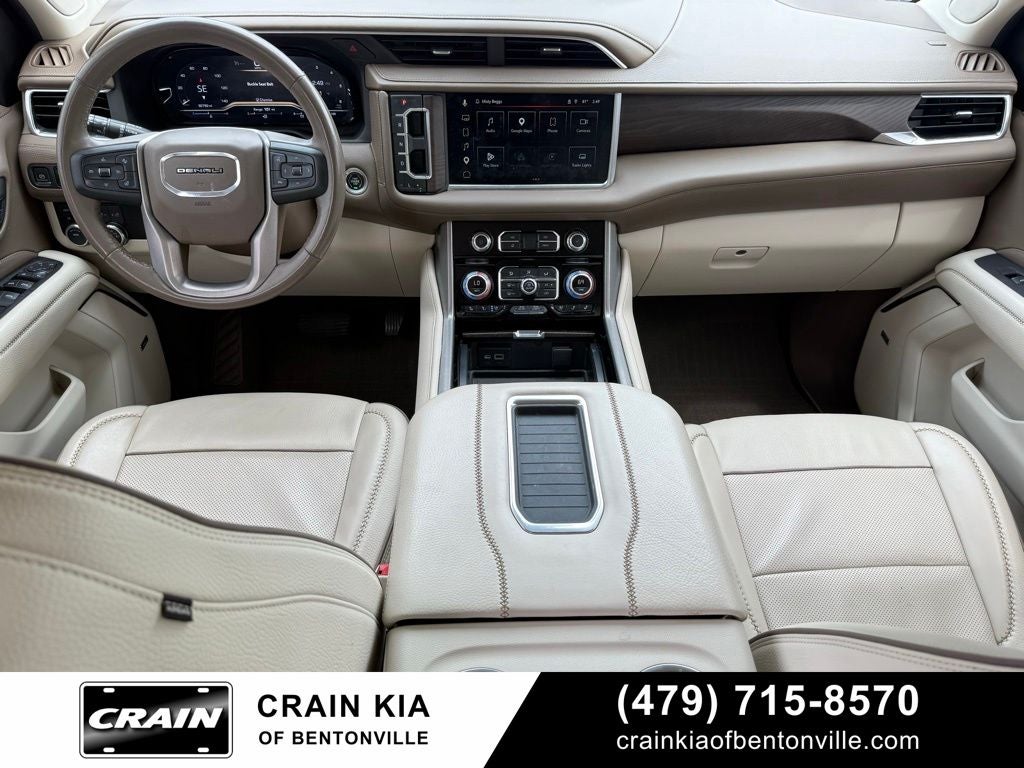 2022 GMC Yukon XL Denali - 4WD / CLEAN CARFAX / ONE OWNER