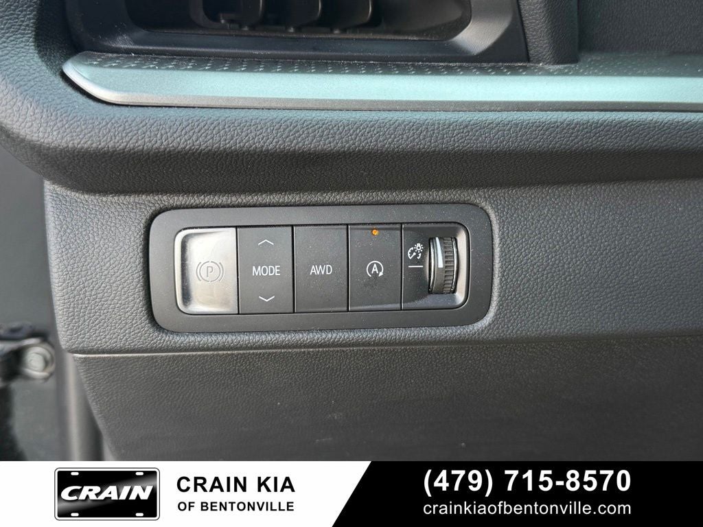 2025 Chevrolet Traverse LT - AWD / CLEAN CARFAX / ONE OWNER