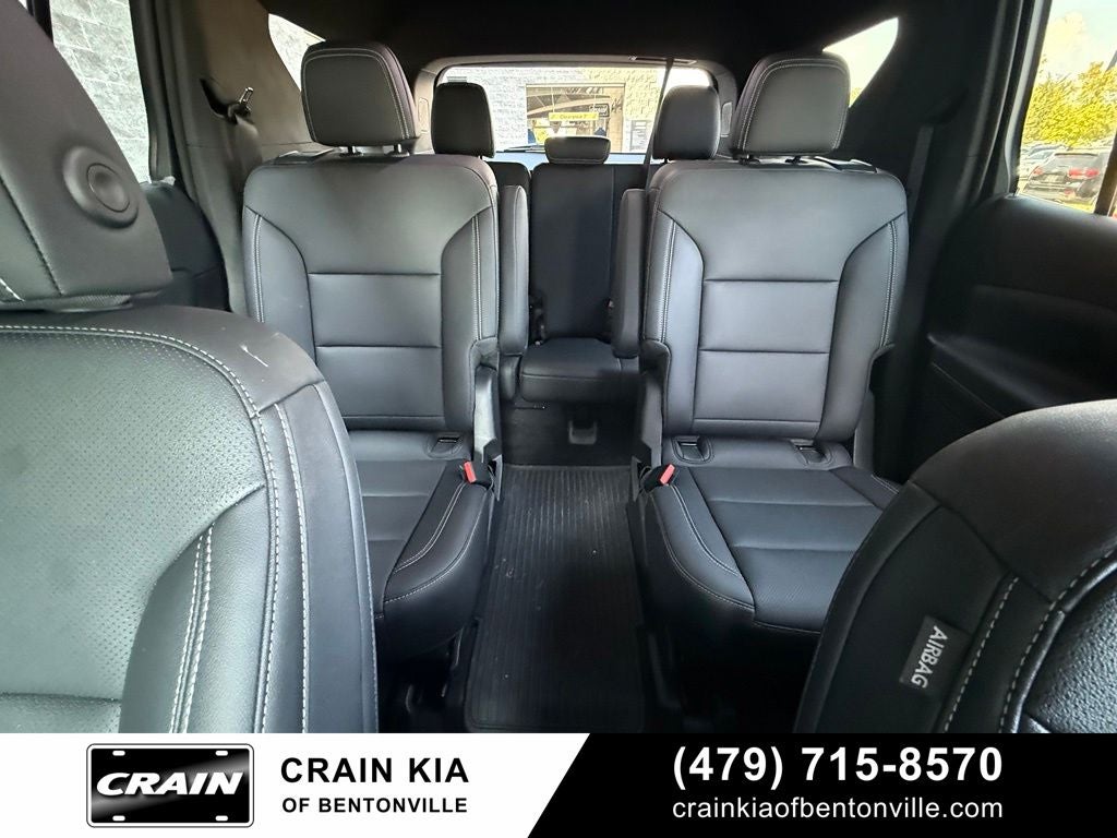 2025 Chevrolet Traverse LT - AWD / CLEAN CARFAX / ONE OWNER