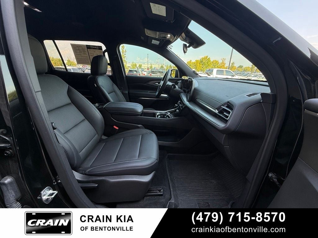 2025 Chevrolet Traverse LT - AWD / CLEAN CARFAX / ONE OWNER