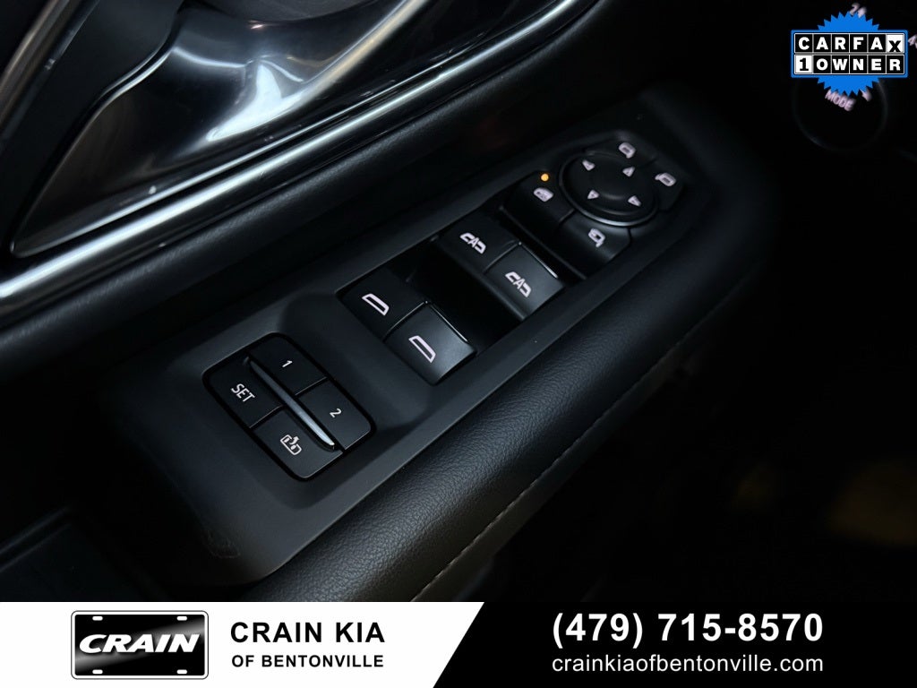 2023 Chevrolet Tahoe High Country - 4WD / CLEAN CARFAX / ONE OWNER