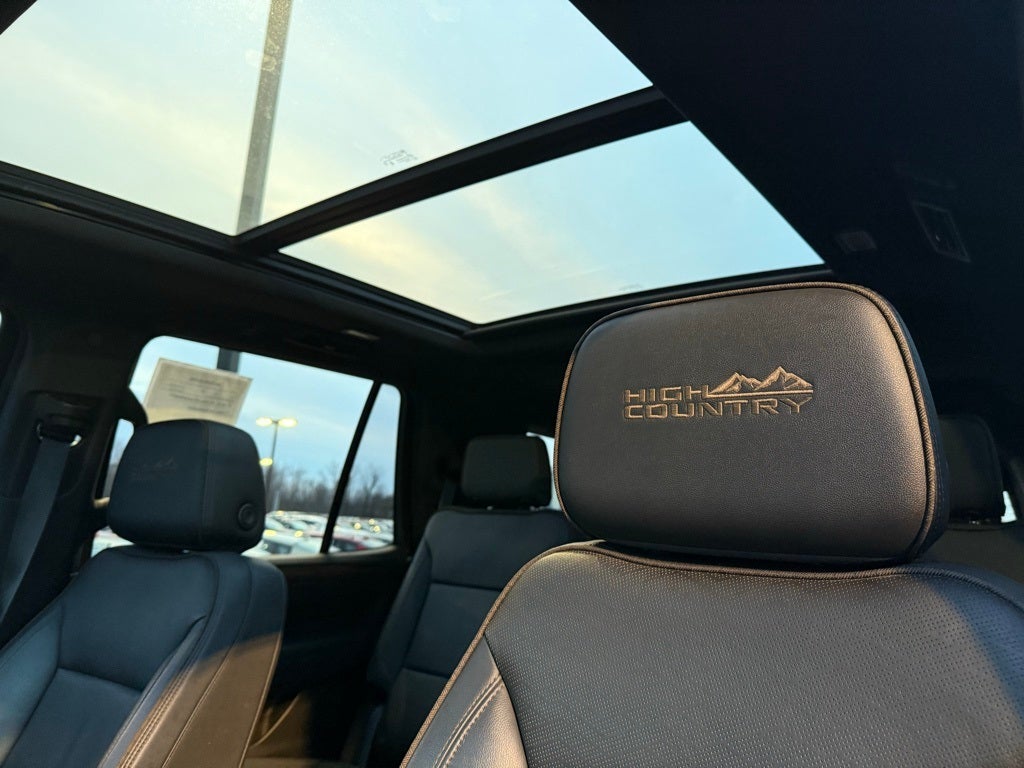 2023 Chevrolet Tahoe High Country - 4WD / CLEAN CARFAX / ONE OWNER