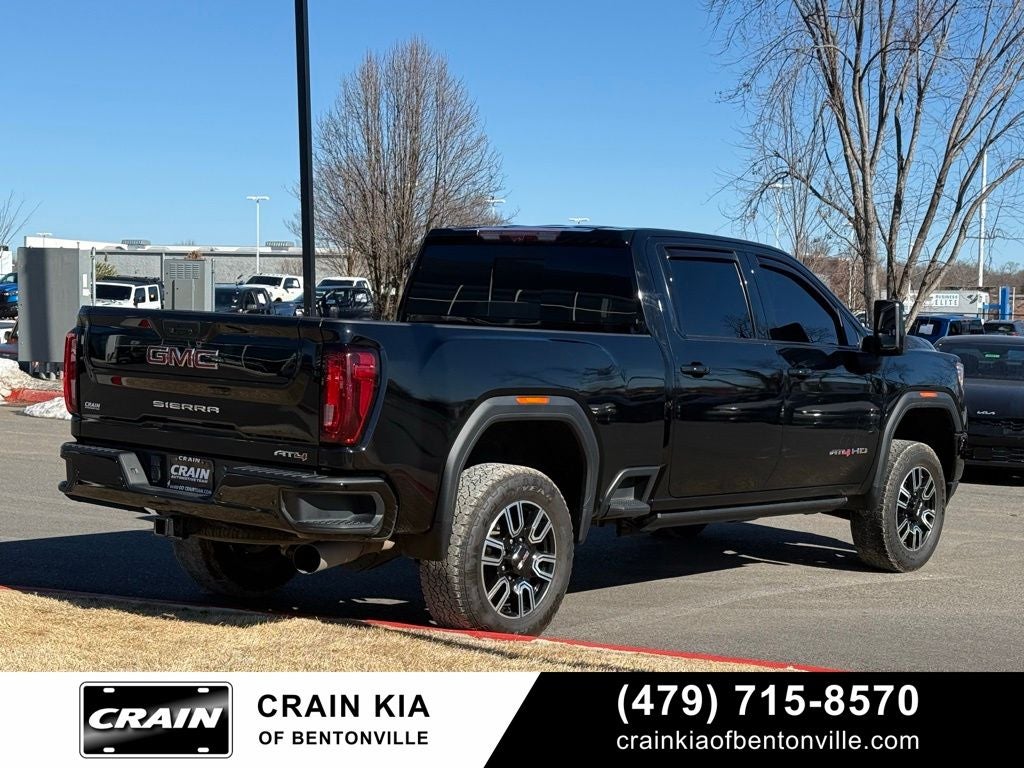 2022 GMC Sierra 2500HD AT4 - 4WD / SUNROOF / CLEAN CARFAX