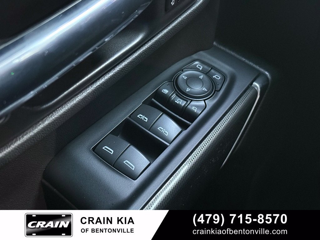 2022 GMC Sierra 2500HD AT4 - 4WD / CLEAN CARFAX