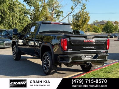 2022 GMC Sierra 2500HD AT4 - 4WD / CLEAN CARFAX