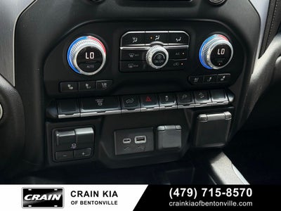 2020 GMC Sierra 3500HD SLT - 4WD / CLEAN CARFAX