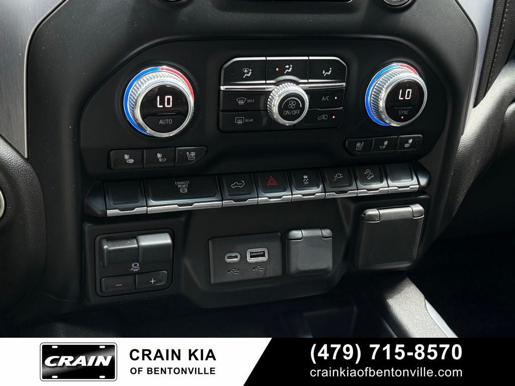 2020 GMC Sierra 3500HD SLT - 4WD / CLEAN CARFAX