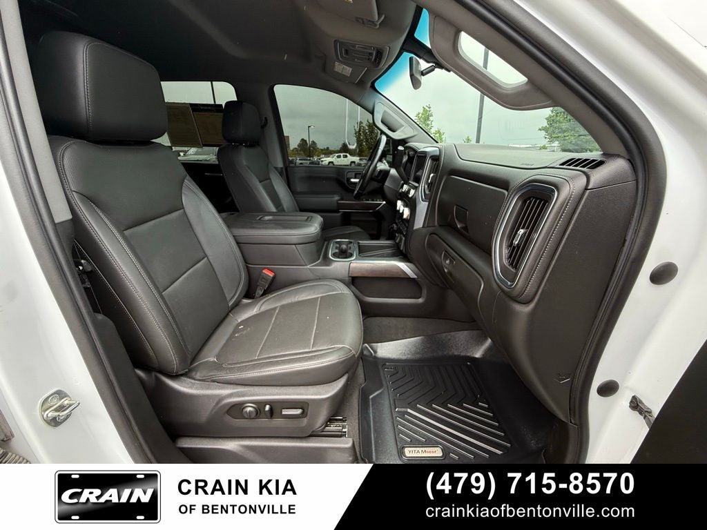 2020 GMC Sierra 3500HD SLT - 4WD / CLEAN CARFAX