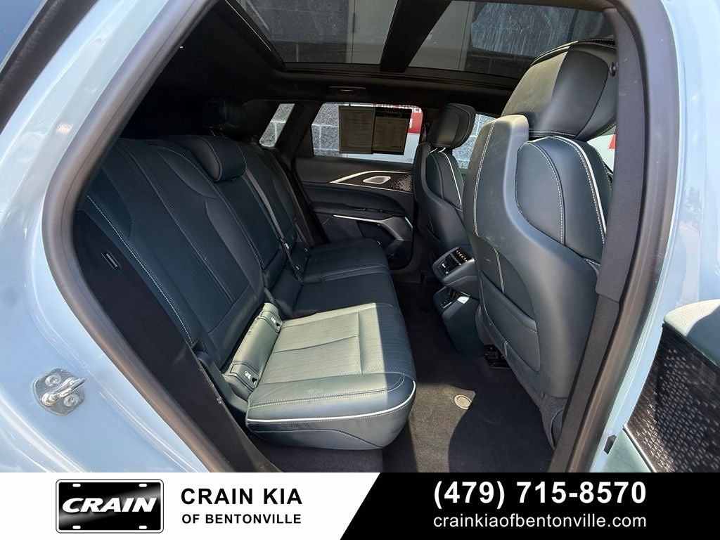 2024 Cadillac LYRIQ Sport 3 - AWD / PANORAMIC SUNROOF / ONE OWNER