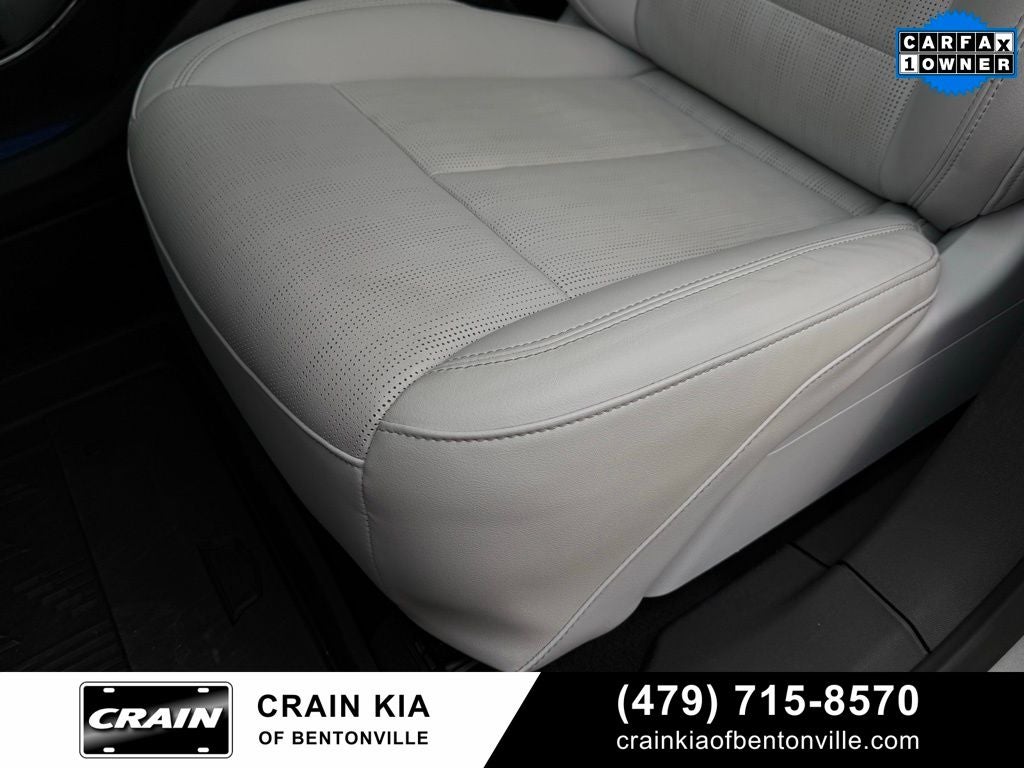 2024 Cadillac LYRIQ Sport - AWD / PANORAMIC SUNROOF / ONE OWNER