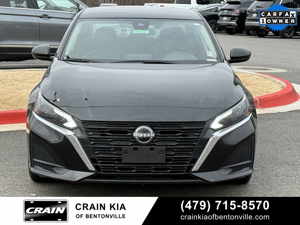 2024 Nissan Altima 2.5 SV - CLEAN CARFAX / ONE OWNER