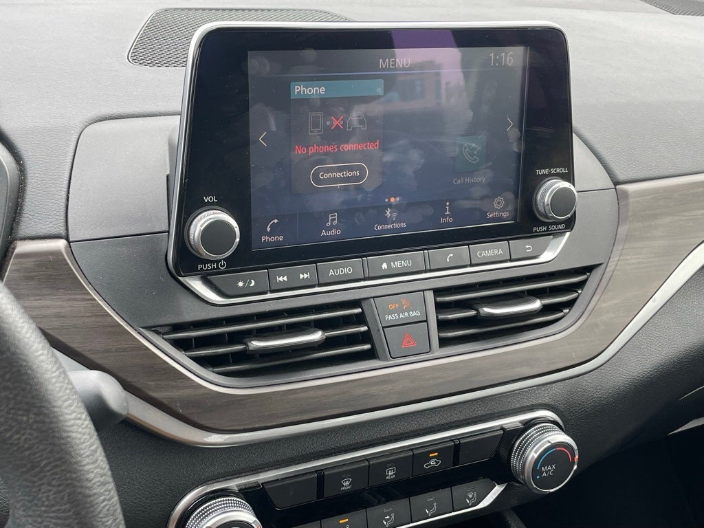 2024 Nissan Altima 2.5 SV - CLEAN CARFAX / ONE OWNER