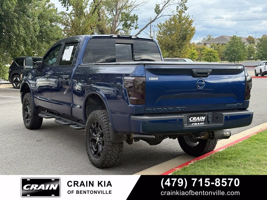 2017 Nissan Titan XD PRO-4X - 4WD / CLEAN CARFAX