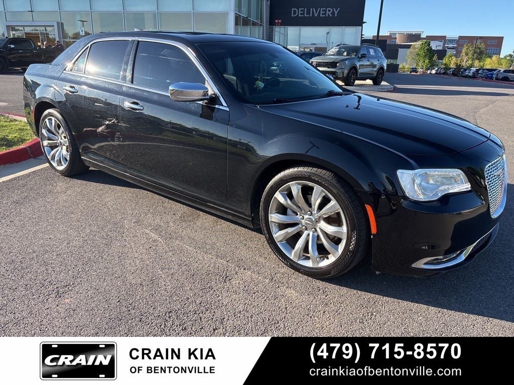 2017 Chrysler 300 C