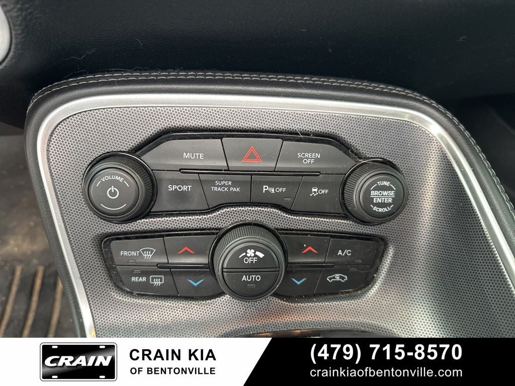 2018 Dodge Challenger R/T Scat Pack - SUNROOF
