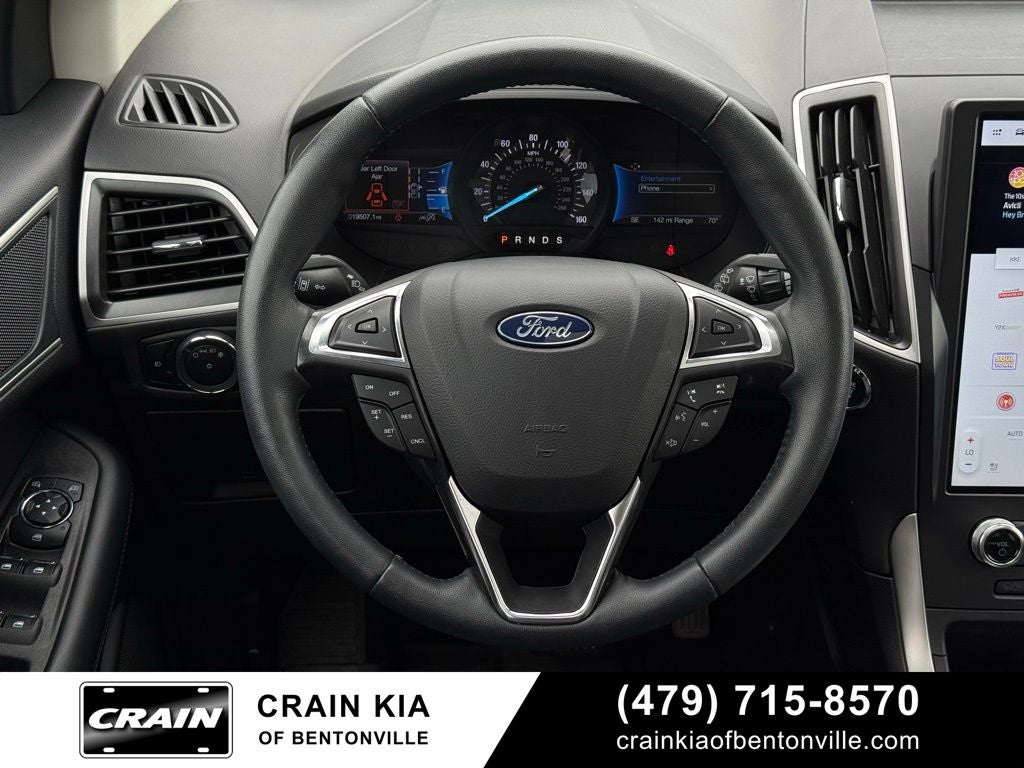 2024 Ford Edge SEL - AWD / PANORAMIC SUNROOF / ONE OWNER