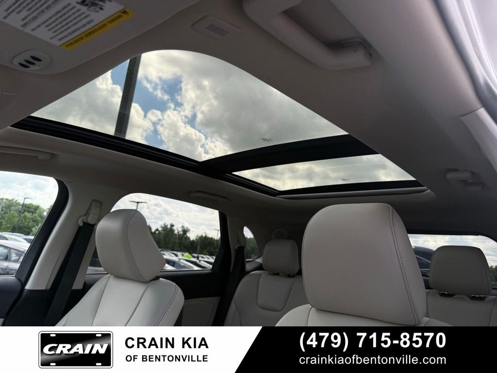 2021 Ford Edge Titanium - AWD / PANO ROOF / CLEAN CARFAX
