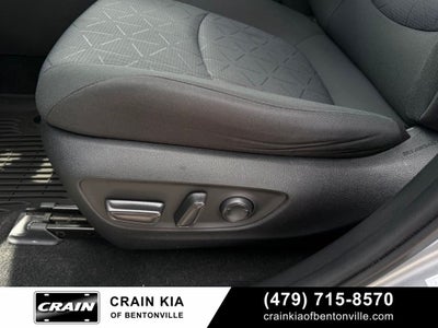 2021 Toyota RAV4 XLE - AWD / CLEAN CARFAX / ONE OWNER