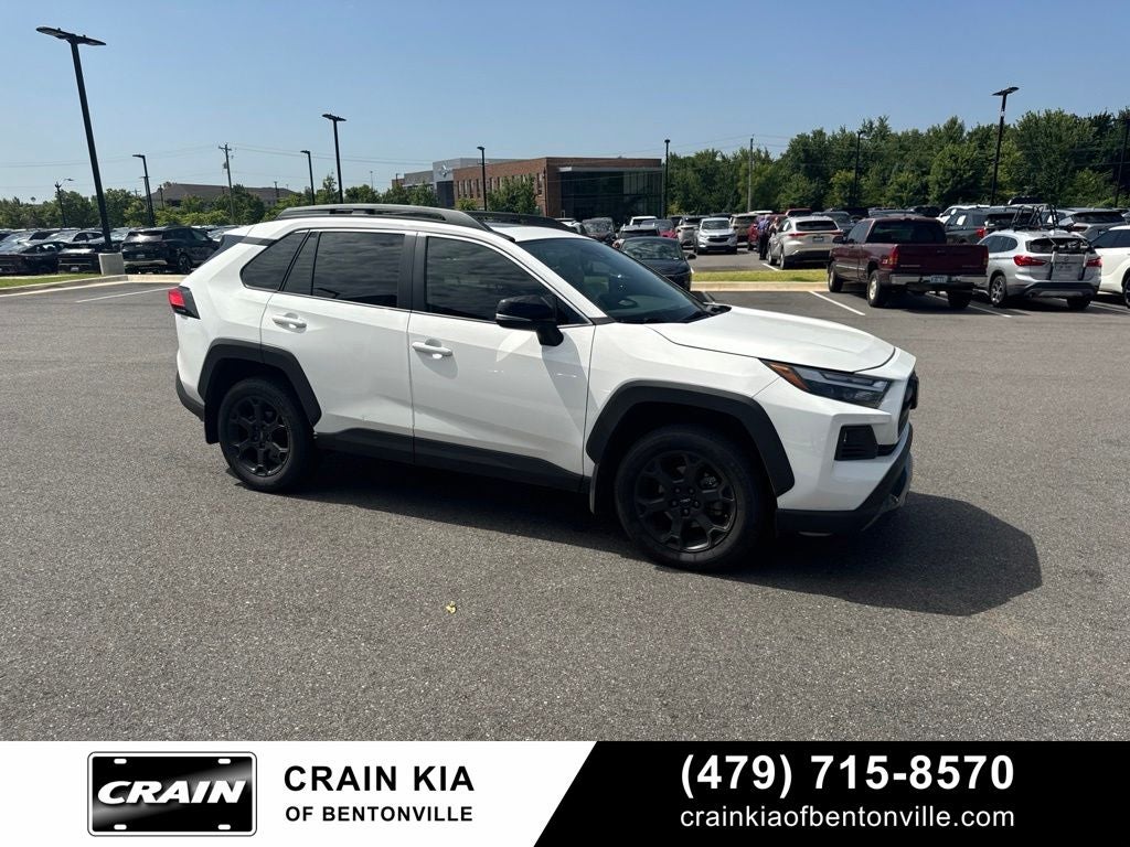 2023 Toyota RAV4 TRD Off Road - AWD / SUNROOF / CLEAN CARFAX