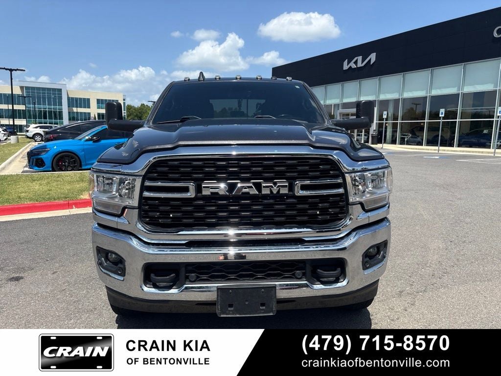 2022 RAM 3500 Big Horn - 4WD / CLEAN CARFAX