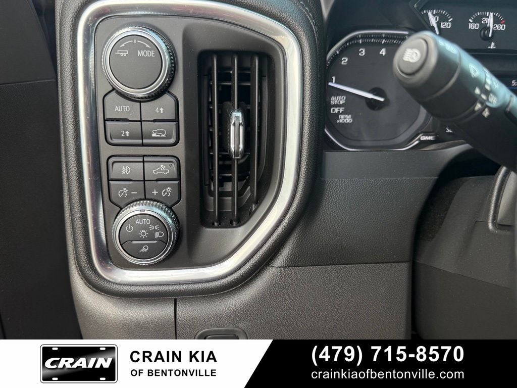 2020 GMC Sierra 1500 SLT - 4WD / CLEAN CARFAX