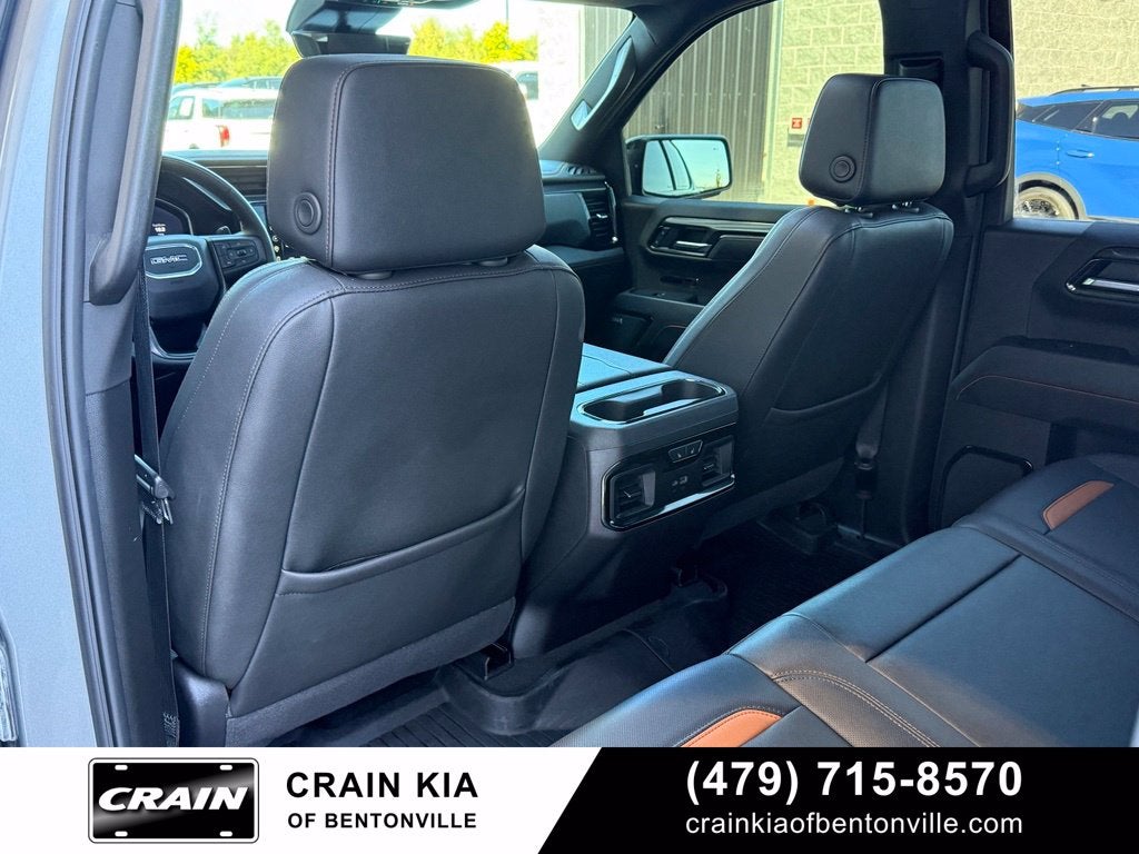 2024 GMC Sierra 1500 AT4 - 4WD / SUNROOF / CLEAN CARFAX