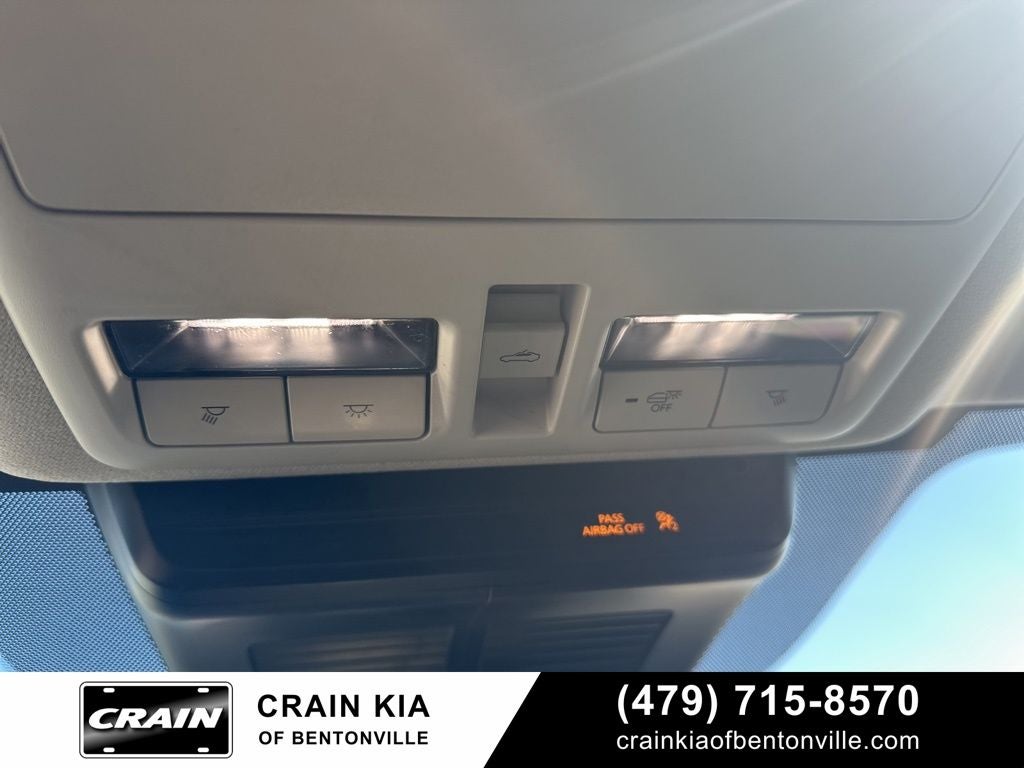 2025 Mazda Mazda3 2.5 S Preferred Package Base - SUNROOF / CLEAN CARFAX