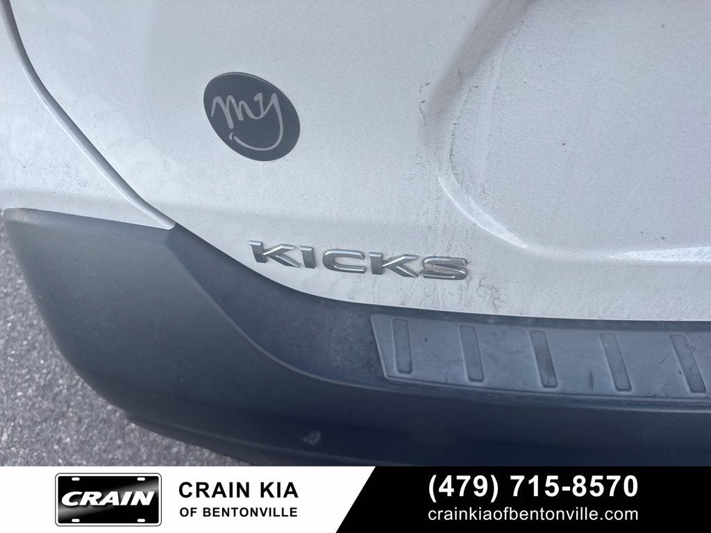 2019 Nissan Kicks SV | CARFAX ONE OWNER