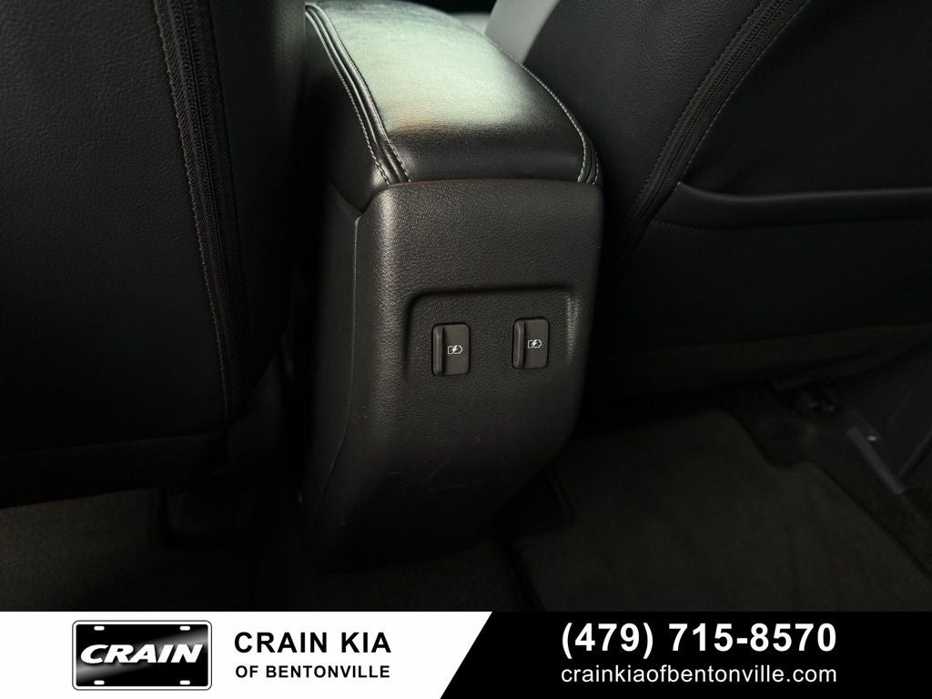 2022 Nissan Kicks SR - CLEAN CARFAX / ONE OWNER