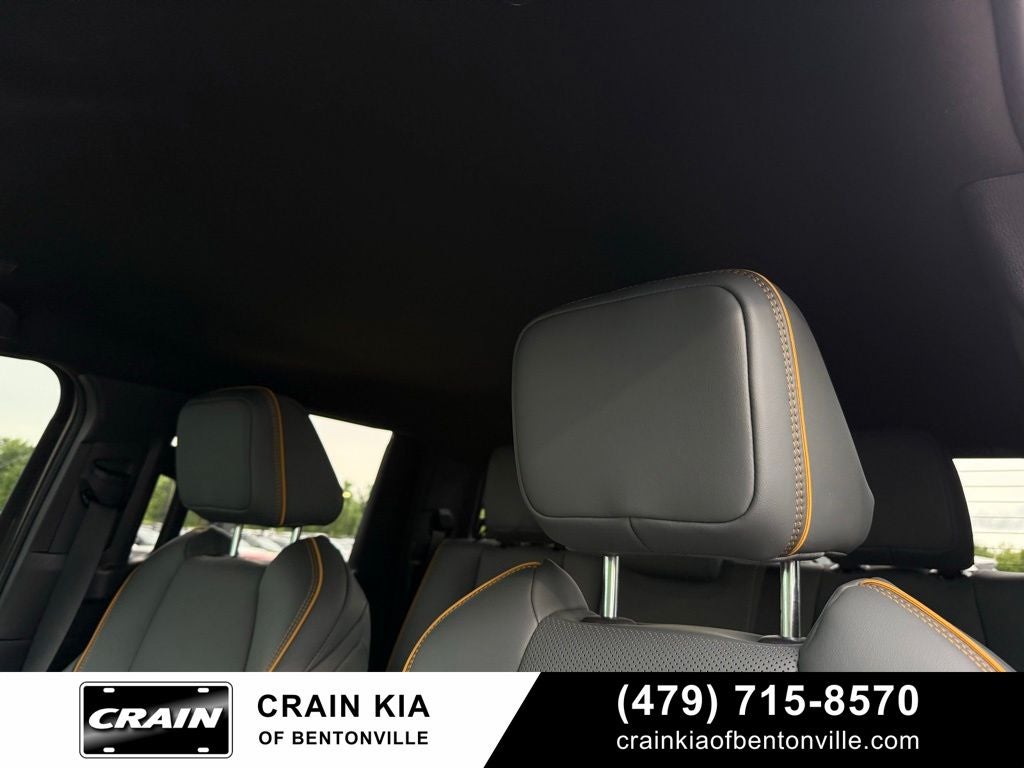 2025 Toyota Tacoma Hybrid Trailhunter - 4WD / CARFAX ONE OWNER