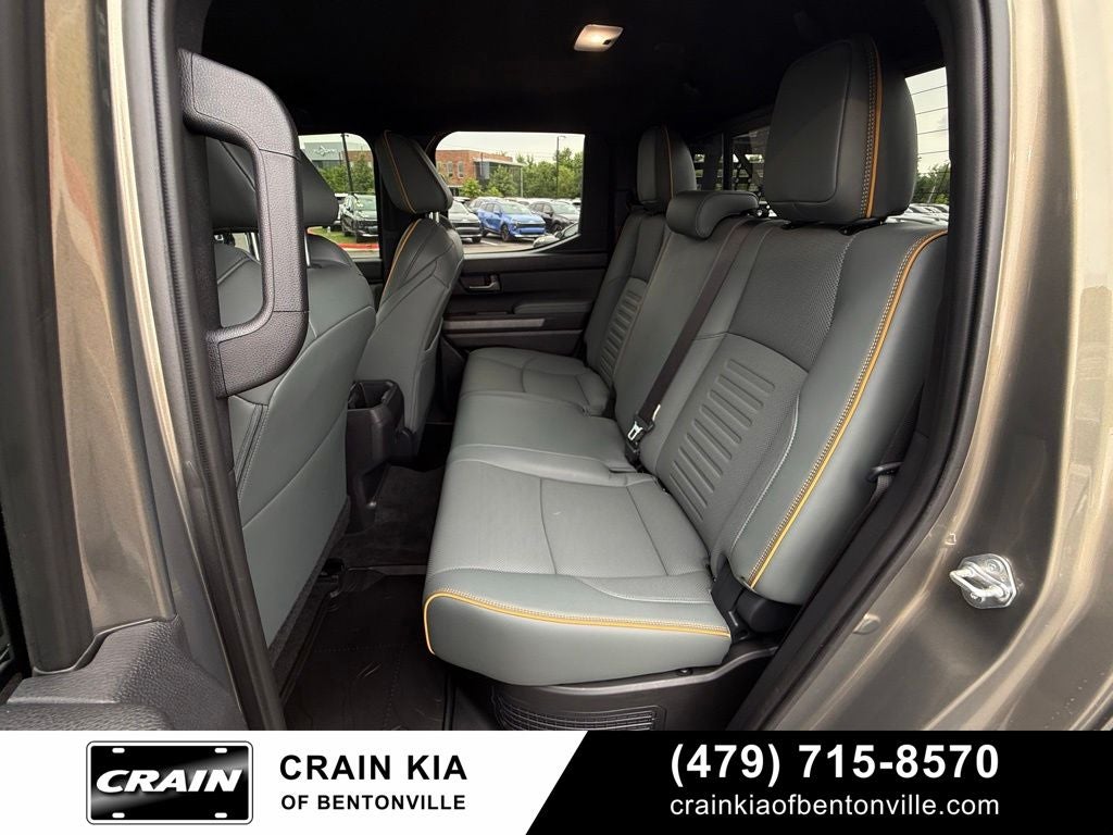 2025 Toyota Tacoma Hybrid Trailhunter - 4WD / CARFAX ONE OWNER