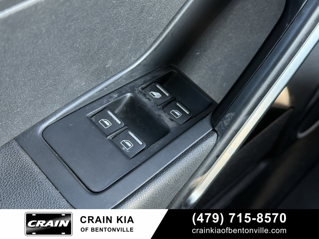 2016 Volkswagen Beetle 1.8T S