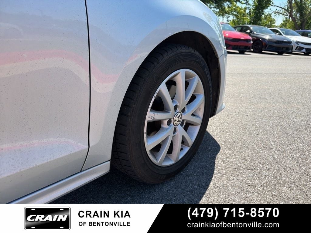 2015 Volkswagen Jetta 1.8T SE - CLEAN CARFAX