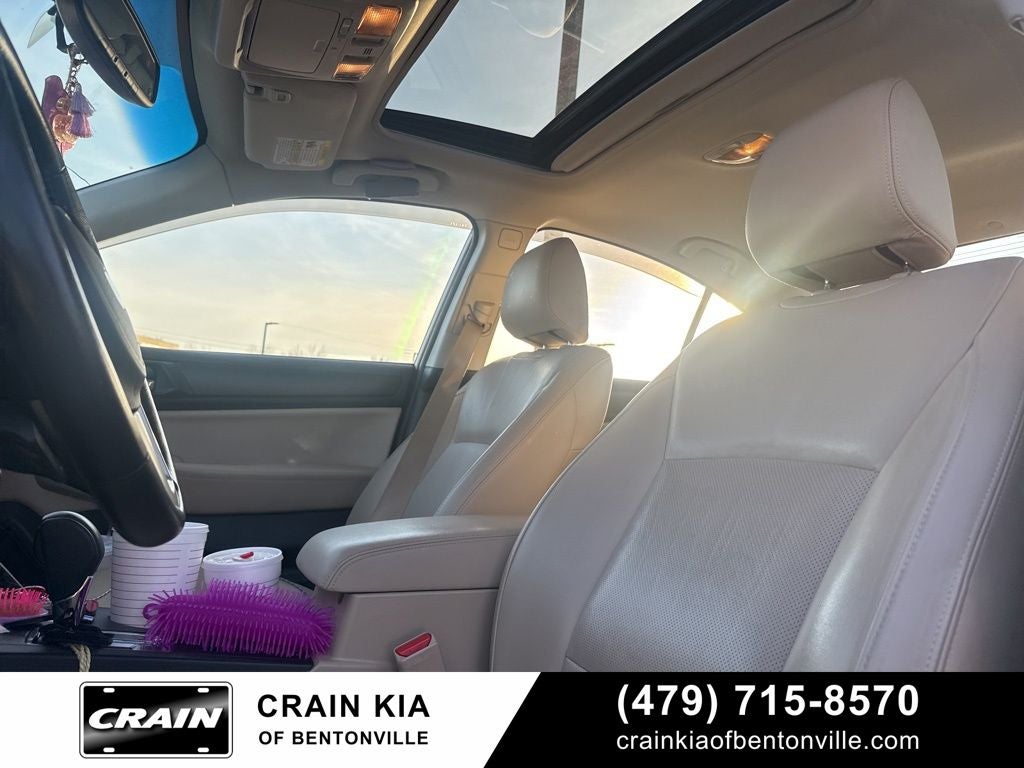 2015 Subaru Legacy 2.5i Limited - SUNROOF