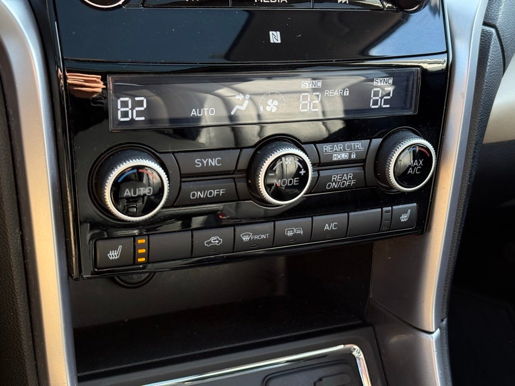 2021 Subaru Ascent Limited - AWD / PANORAMIC SUNROOF / ONE OWNER