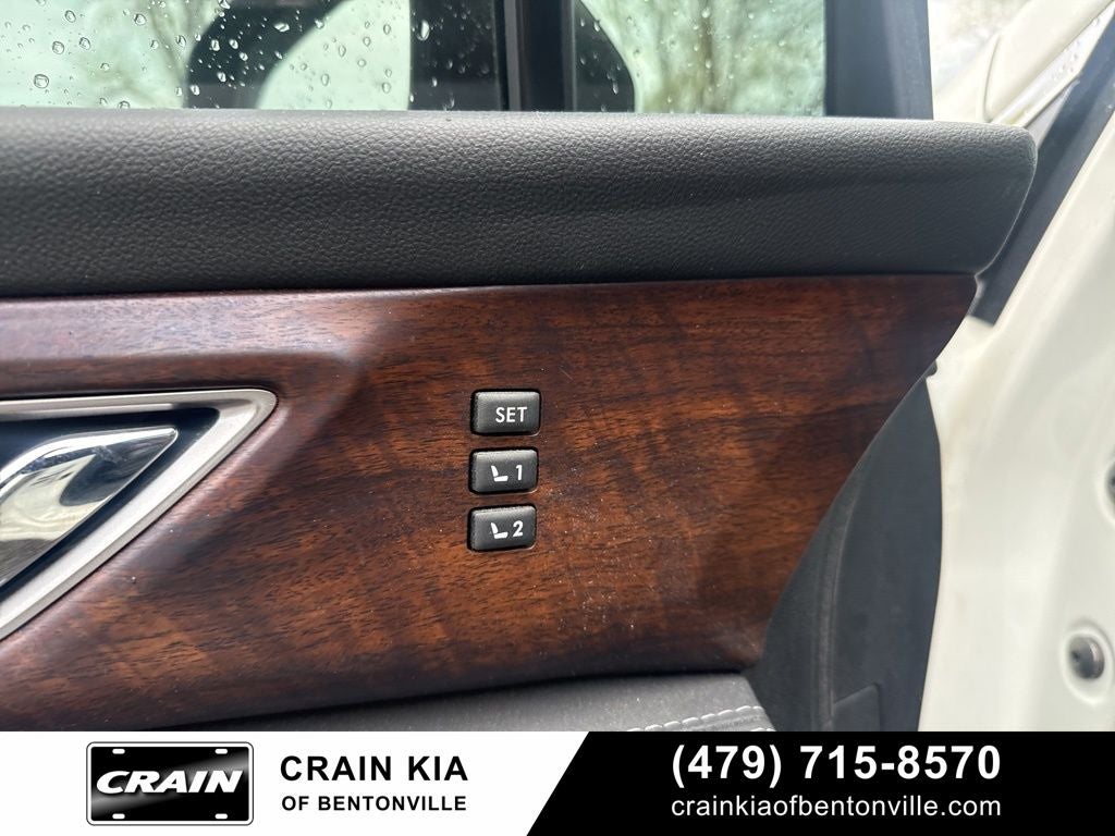 2023 Subaru Ascent Touring - AWD / PANORAMIC SUNROOF / ONE OWNER