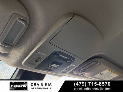 2022 Toyota Camry SE - CLEAN CARFAX / ONE OWNER