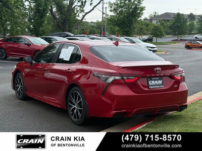 2023 Toyota Camry SE - CLEAN CARFAX / ONE OWNER