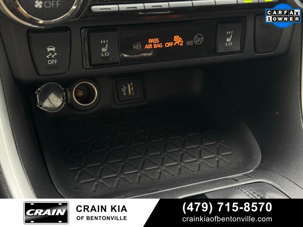 2024 Toyota RAV4 Hybrid SE - AWD / SUNROOF / CLEAN CARFAX / ONE OWNER