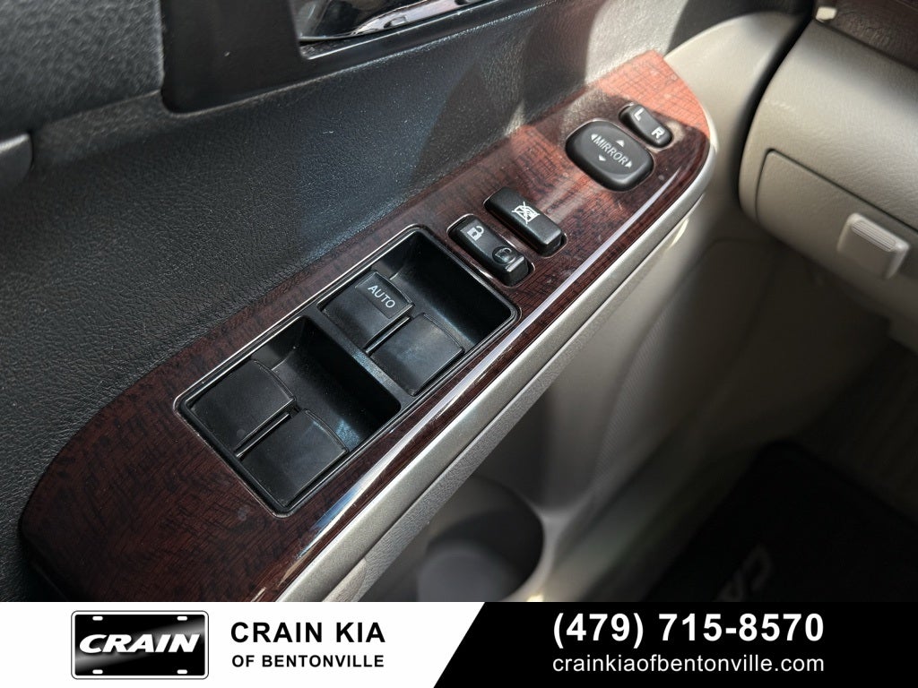 2014 Toyota Camry XLE - SUNROOF