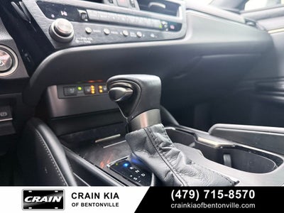 2023 Lexus ES 300h Luxury - CARFAX ONE OWNER