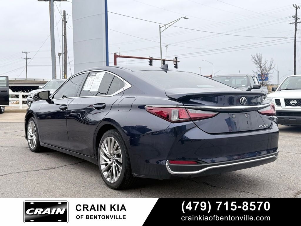 2023 Lexus ES 300h Luxury - CARFAX ONE OWNER