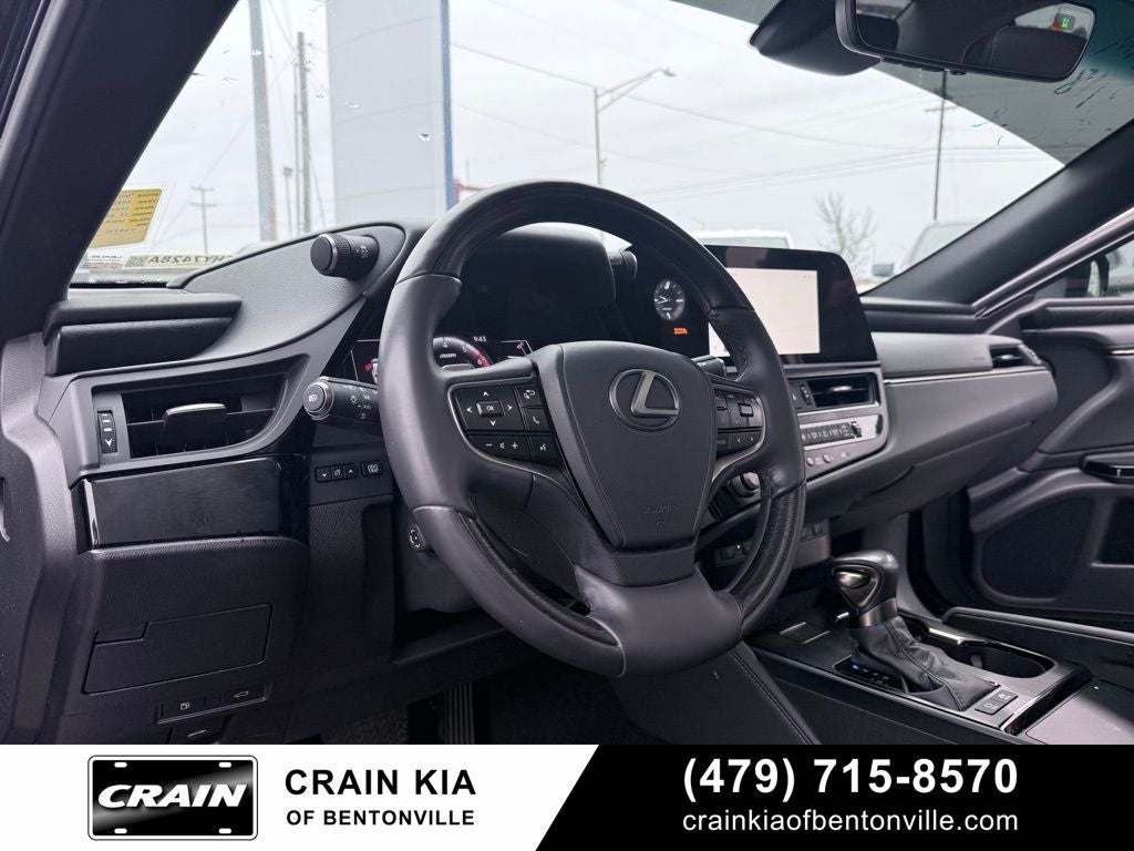 2023 Lexus ES 300h Luxury - CARFAX ONE OWNER