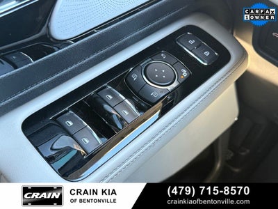 2025 Lincoln Aviator Reserve - AWD / PANORAMIC SUNROOF / ONE OWNER